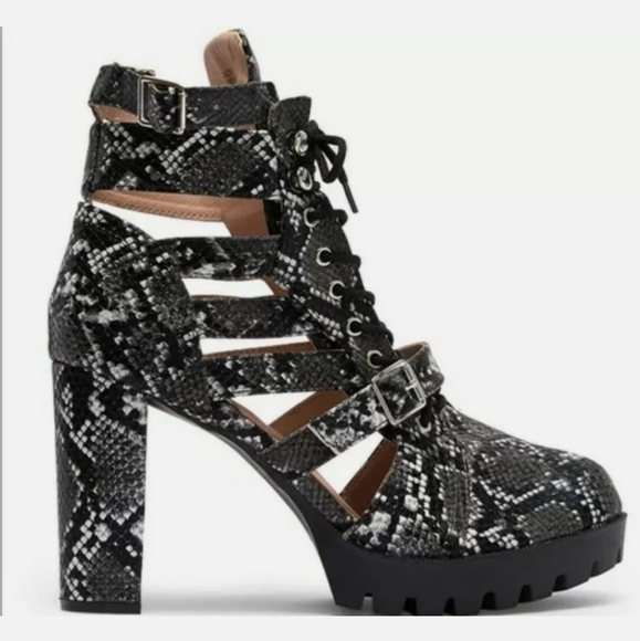 CHASE+CHLOÉ Snakeskin Heeled Combat Platform Shoes New In Box - Picture 3 of 7